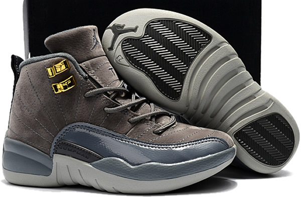 Kids Jordan 12-031